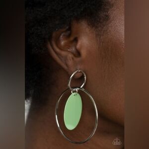 Pop Look and Listen Green Earrings (52)